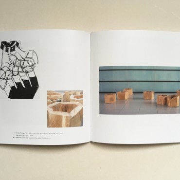 Ausstellungskatalog für den Bildhauer Mathias Kadolph